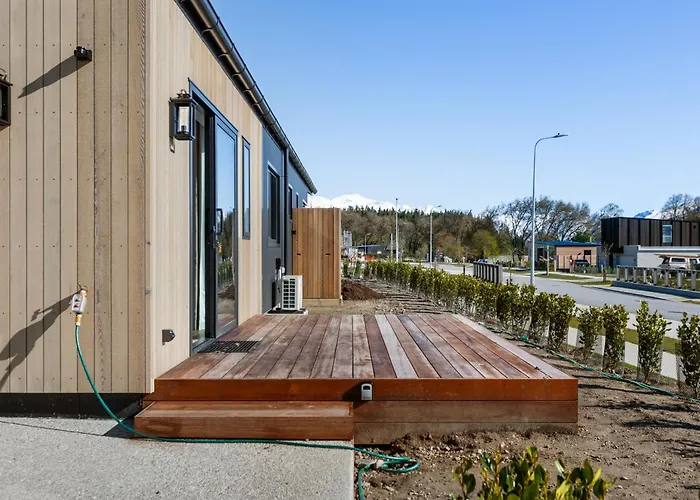 New Contemporary Escape *